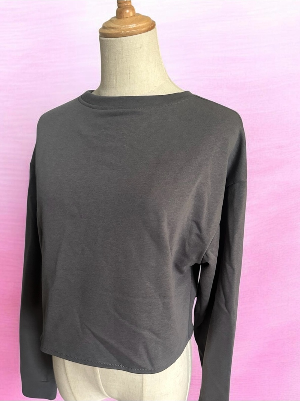 New HALARA Gray Cropped Tie Sweatshirt Size Medium with Tag